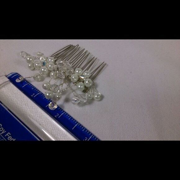 Accessories Hand Crafted Hair Comb - Picture 3 of 4